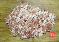 Illustration of how to make pearl meatballs 3