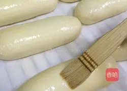 Illustration of how to make hot dog buns 8