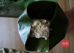 Illustration of how to make brown sugar yellow cake (a famous snack in Luzhou) 5