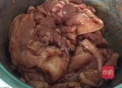 [Wuhan] Illustration of how to make steamed pork with rice flour 4 