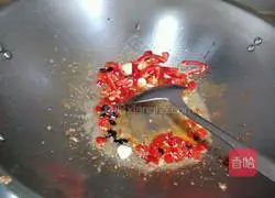 Illustration of how to make watermelon and fried pork slices 7