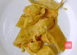 Illustration of how to make egg and vegetable pancakes 9