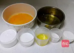 Electric pressure cooker cake Practice illustration 2