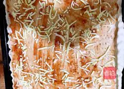 Sausage Pizza Recipe Illustration 3