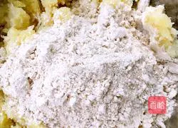 Illustration of how to make oatmeal noodles 3