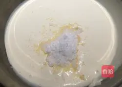 Illustration of how to make cream cake roll 13