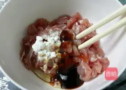 Sansi Illustration of how to make fried rice noodles (Cantonese style) 2