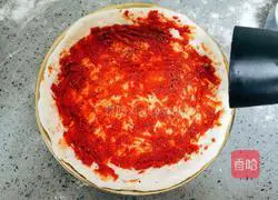 Illustration of how to make shrimp and mushroom pizza 5