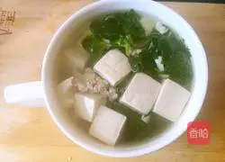 Celery, Tofu and Minced Pork Soup Recipe Illustration 5