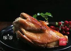 Illustration of how to make salt-baked chicken in rice cooker 6