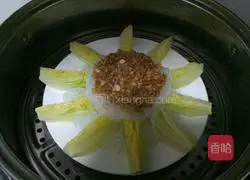 Illustration of how to make garlic vermicelli and baby vegetables 8