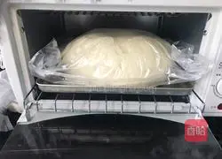 Coconut Bun Recipe Illustration 3