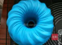 Fresh Strawberry Ancient Style Gulu Cake Illustration of practice 15