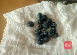 Blueberry Popped Coconut Sponge Cake Recipe Illustration 8