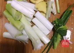 Braised pork elbow recipe 4