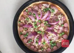 Illustration of how to make ham and bacon pizza 9