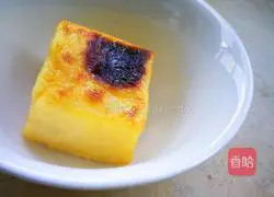 Illustration of how to make roasted milk cubes 14