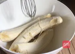 Banana Muffin Cake Recipe Illustration 2