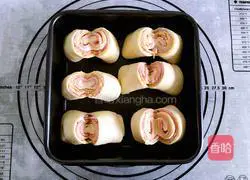 Illustration of how to make salty bread 8