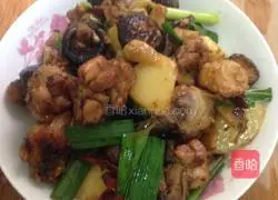 Illustration of Braised Chicken Nuggets with Mushrooms and Potatoes 12