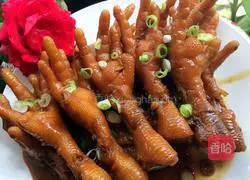 Illustration of how to make five-spice braised chicken feet 7