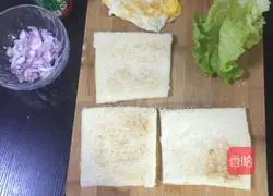 Illustration of how to make tuna sandwiches 1