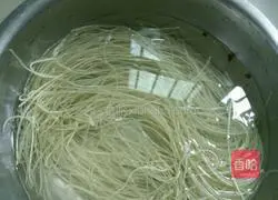 Anhui cuisine! Illustration of how to make vermicelli chicken 3