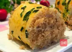 Illustration of how to make meat floss bread 17