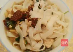 Illustration of how to make air-dried mutton noodles 13