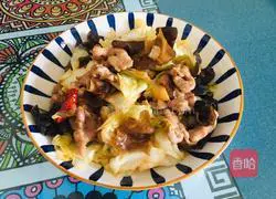 Illustration of how to make lotus white fungus with oily meat 12