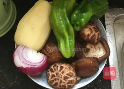 Illustration of braised chicken legs with mushrooms and potatoes 2