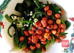 Illustration of how to make spinach with nuts 4