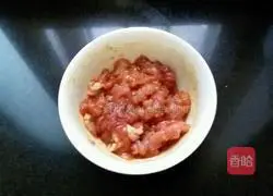 Illustration of how to make spicy minced pork rice noodles 2