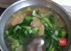 Illustration of homemade knife-shaped noodles 3