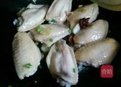 Illustration of braised chicken wings 5