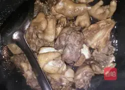 Illustration of braised chicken cubes 5