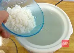 Illustration of how to make beef porridge 7