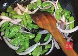 Illustration of how to make noodles with fried pork 9