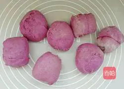 Flower Bread Recipe Illustration 7