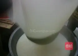 Illustration of making homemade molded tofu 11