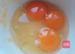 Illustration of making multigrain nut shell cake 6