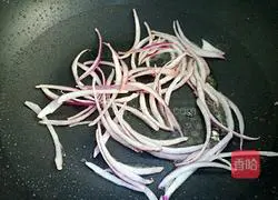 Illustration of how to make stir-fried spaghetti with black pepper and beef tenderloin 7