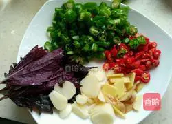 Illustration of how to make spicy bullfrog 1