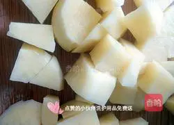 Illustration of how to cook potato braised chicken legs 3 