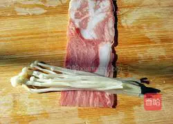 How to make bacon enoki mushroom rolls Illustration 5