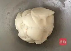 Illustration of how to make Hawaiian thin crust pizza 2