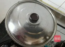 Chinese style simple shrimp and egg pizza recipe illustration 4