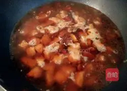 Illustration of how to make curry beef and potatoes 12