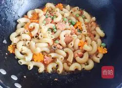 Illustrated recipe of Italian macaroni 13