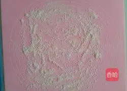 Illustration of how to make coconut-flavored donkey rolling 6